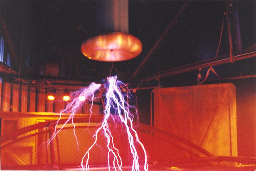 Tesla
Coil...Noel Richardson